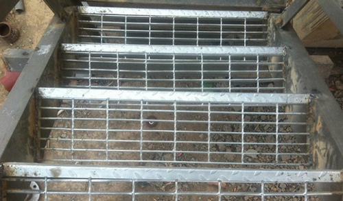 如何檢驗踏步板質量好不好