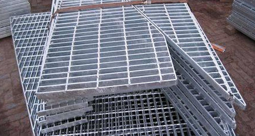 異型鋼格板在裝卸時(shí)的注意事項(xiàng)介紹